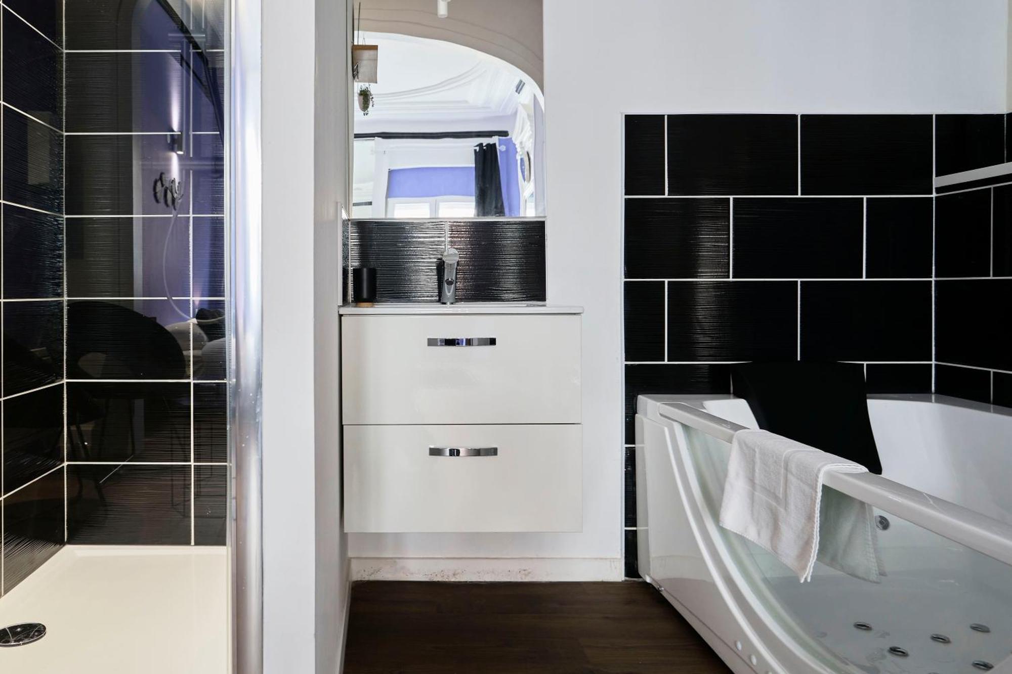 Apartament Ng Prestige - Lille L Roubaix Trichon - Balneo - Netflix - Wifi Zewnętrze zdjęcie