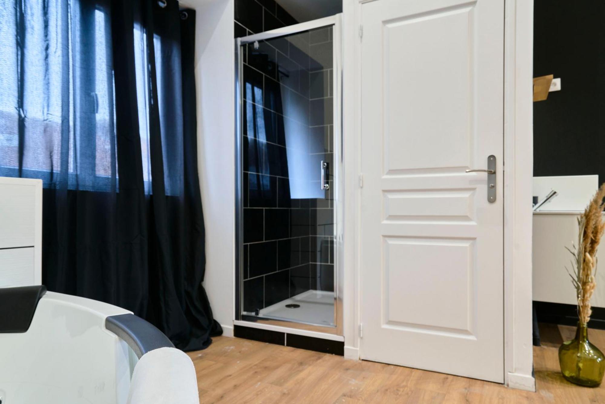Apartament Ng Prestige - Lille L Roubaix Trichon - Balneo - Netflix - Wifi Zewnętrze zdjęcie